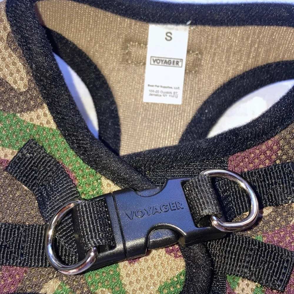 VOYAGER Dog Harness Camouflage Mesh Black Trim Buckle Double Rings Small Dog